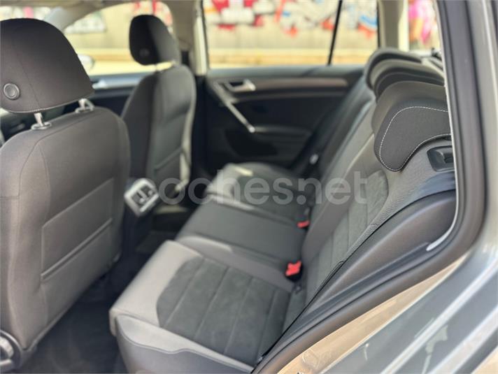VOLKSWAGEN Golf Last Edition 1.6 TDI Variant