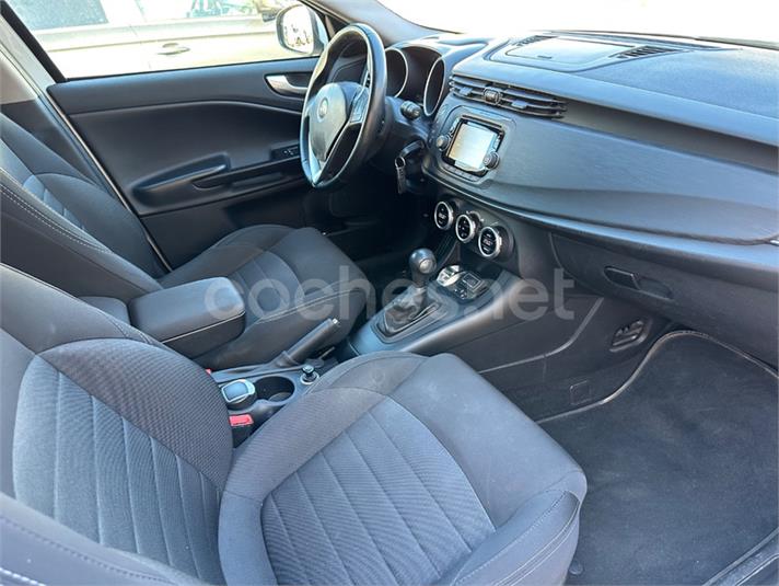 ALFA ROMEO Giulietta 2.0 JTDM TCT Sprint Spec.