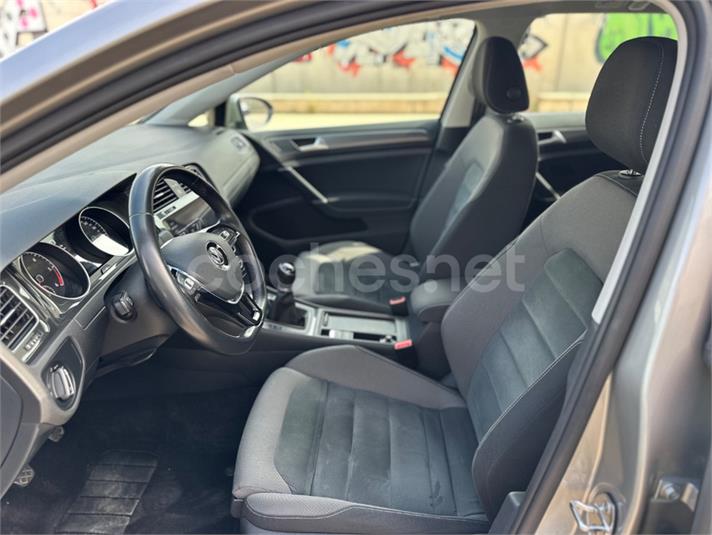 VOLKSWAGEN Golf Last Edition 1.6 TDI Variant