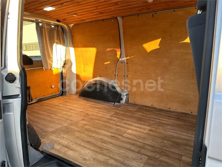 VOLKSWAGEN Transporter PRO Kombi Largo TA 2.0 TDI 140 BMT 2.8T