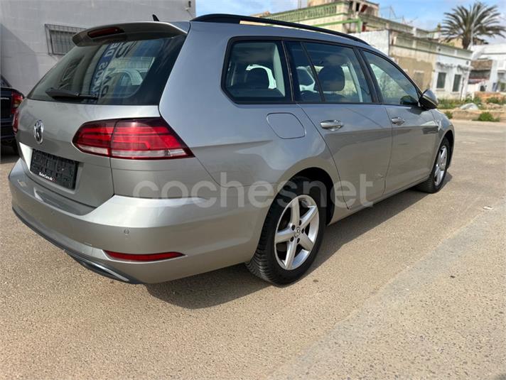 VOLKSWAGEN Golf Last Edition 1.6 TDI Variant