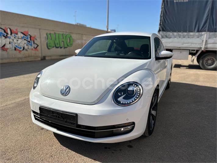 VOLKSWAGEN Beetle 1.2 TSI Design