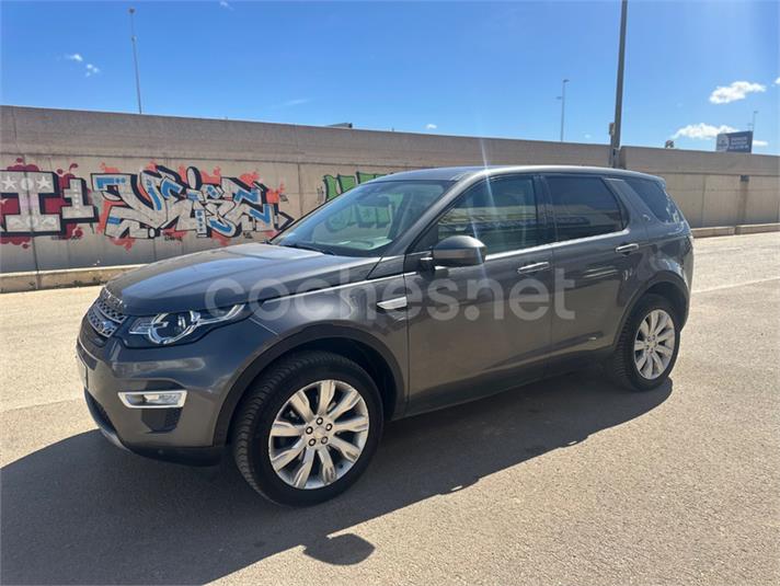 LAND-ROVER Discovery Sport 2.0L TD4 4x4 SE