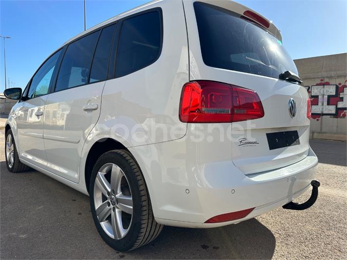 VOLKSWAGEN Touran Advance 1.4 TSI