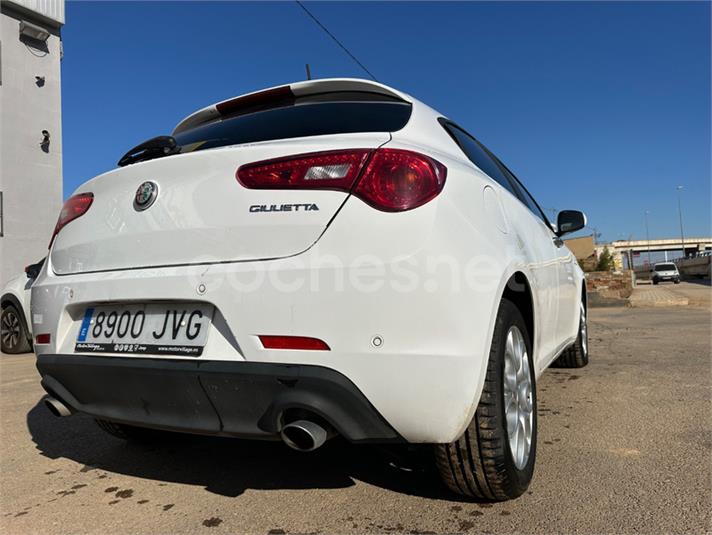 ALFA ROMEO Giulietta 2.0 JTDM TCT Sprint Spec.