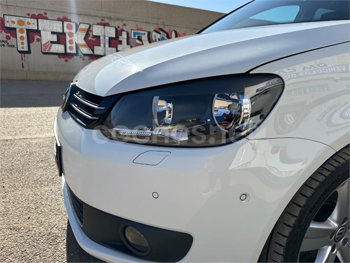 VOLKSWAGEN Touran Advance 1.4 TSI