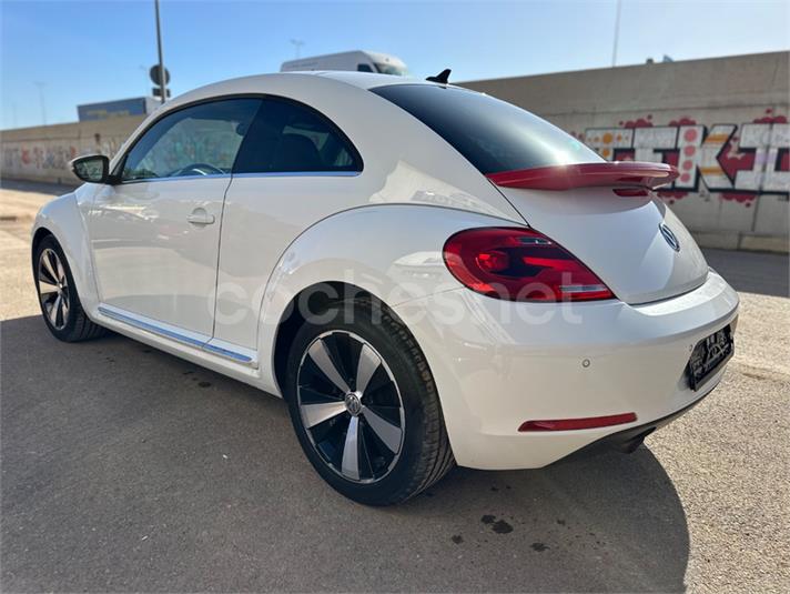 VOLKSWAGEN Beetle 1.2 TSI Design