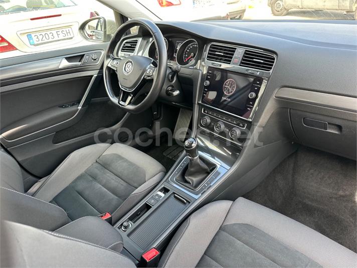VOLKSWAGEN Golf Last Edition 1.6 TDI Variant