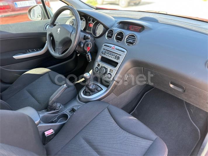 PEUGEOT 308 Business Line 1.6 HDI 