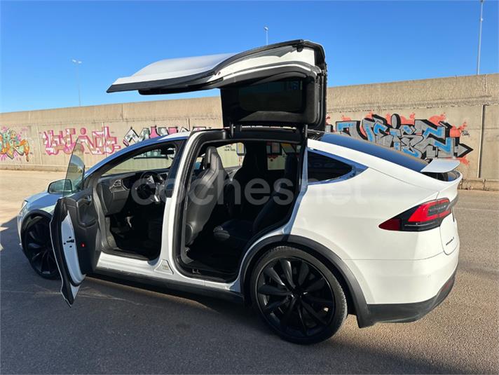 TESLA Model X 90D 4WD