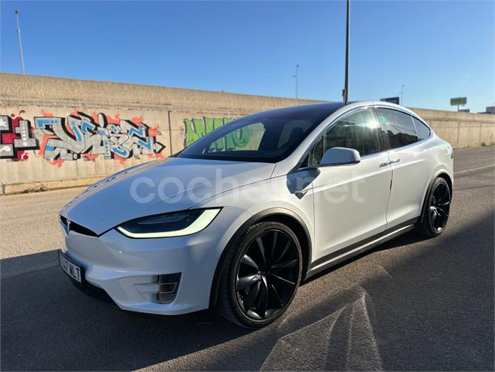 TESLA Model X 90D 4WD
