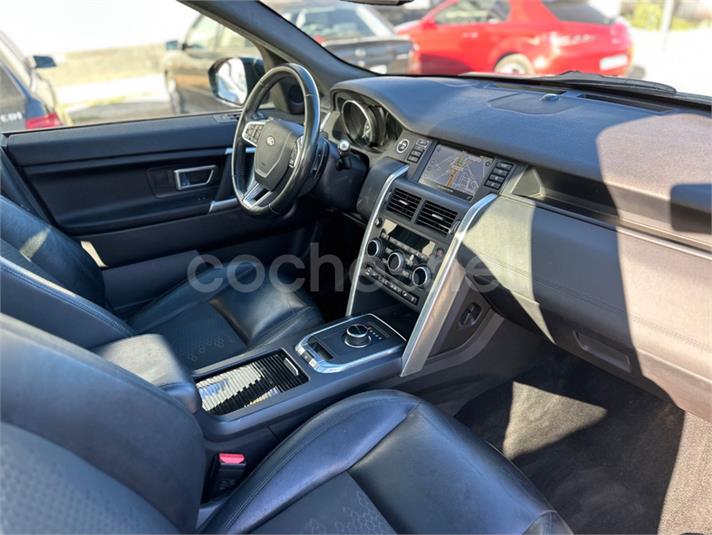 LAND-ROVER Discovery Sport 2.0L TD4 4x4 HSE Luxury