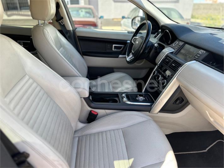 LAND-ROVER Discovery Sport 2.0L TD4 4x4 SE