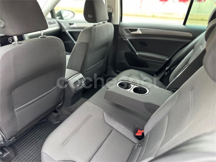 VOLKSWAGEN Golf ePower