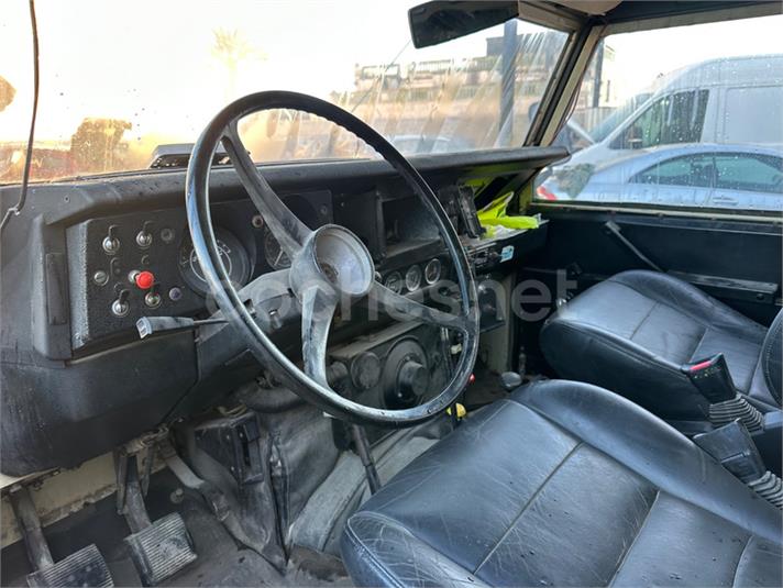LAND-ROVER SANTANA 3.4 diesel