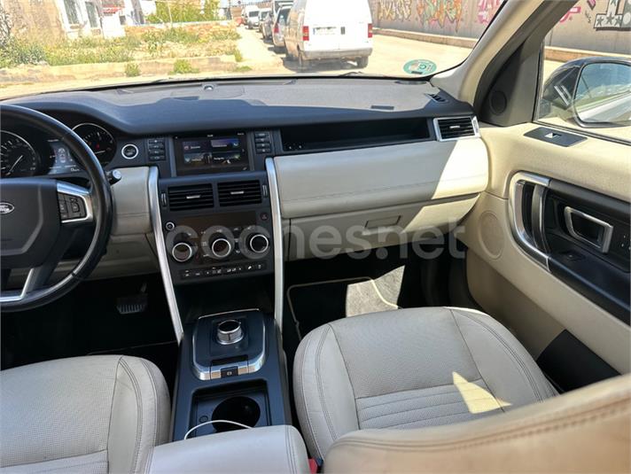 LAND-ROVER Discovery Sport 2.0L TD4 4x4 SE