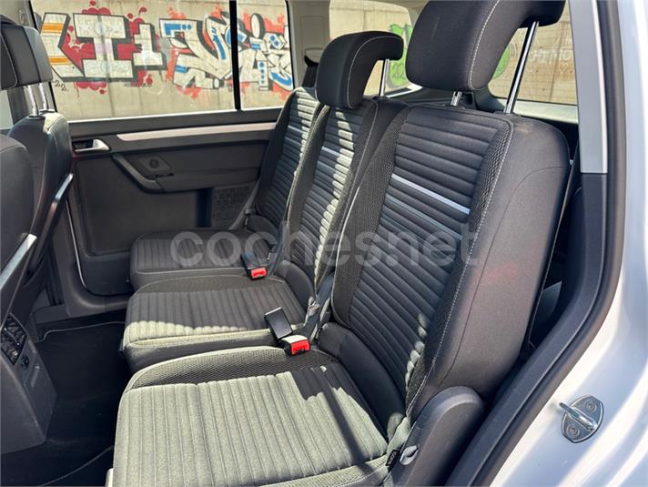 VOLKSWAGEN Touran Advance 1.4 TSI