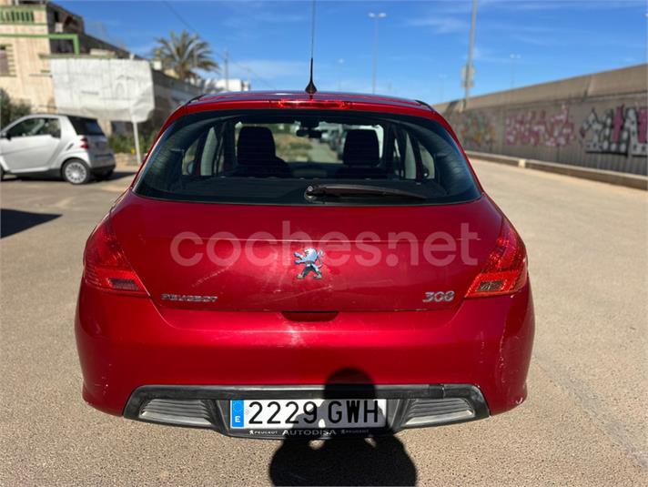 PEUGEOT 308 Business Line 1.6 HDI 