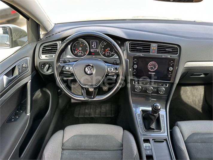 VOLKSWAGEN Golf Last Edition 1.6 TDI Variant