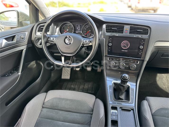 VOLKSWAGEN Golf Last Edition 1.6 TDI Variant