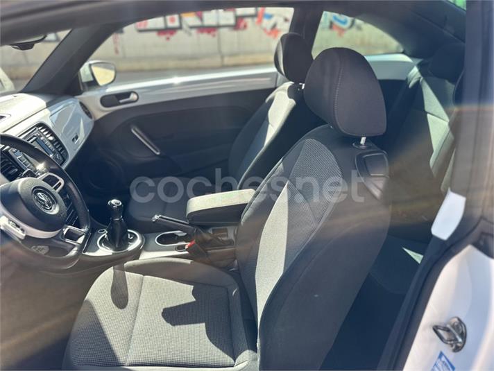 VOLKSWAGEN Beetle 1.2 TSI Design