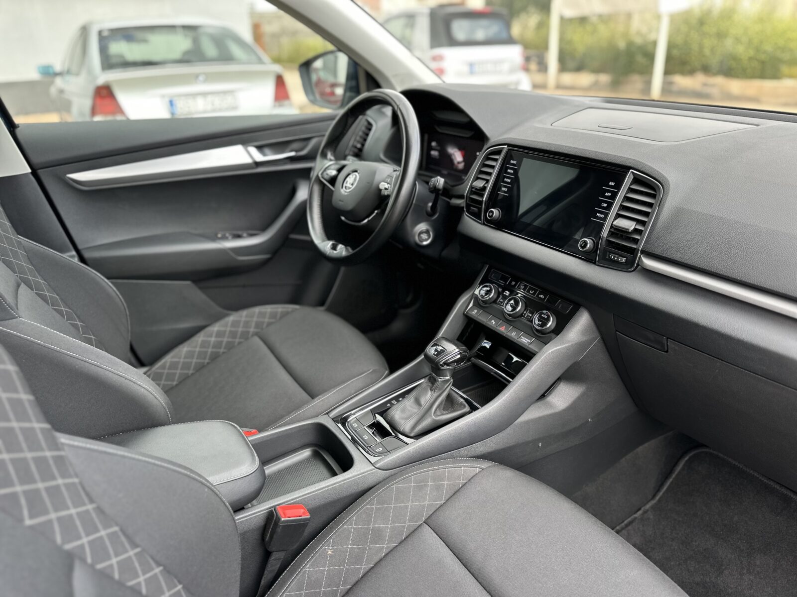 SKODA Karoq 2.0 TDI DSG 4x4 150 CV  Sportline 