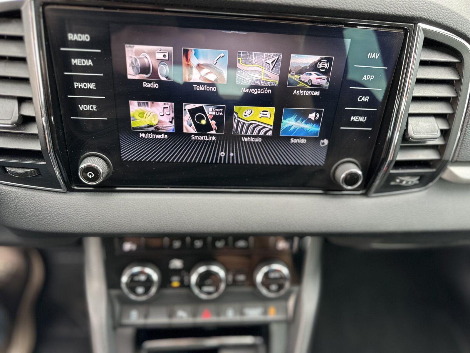 SKODA Karoq 2.0 TDI DSG 4x4 150 CV  Sportline 