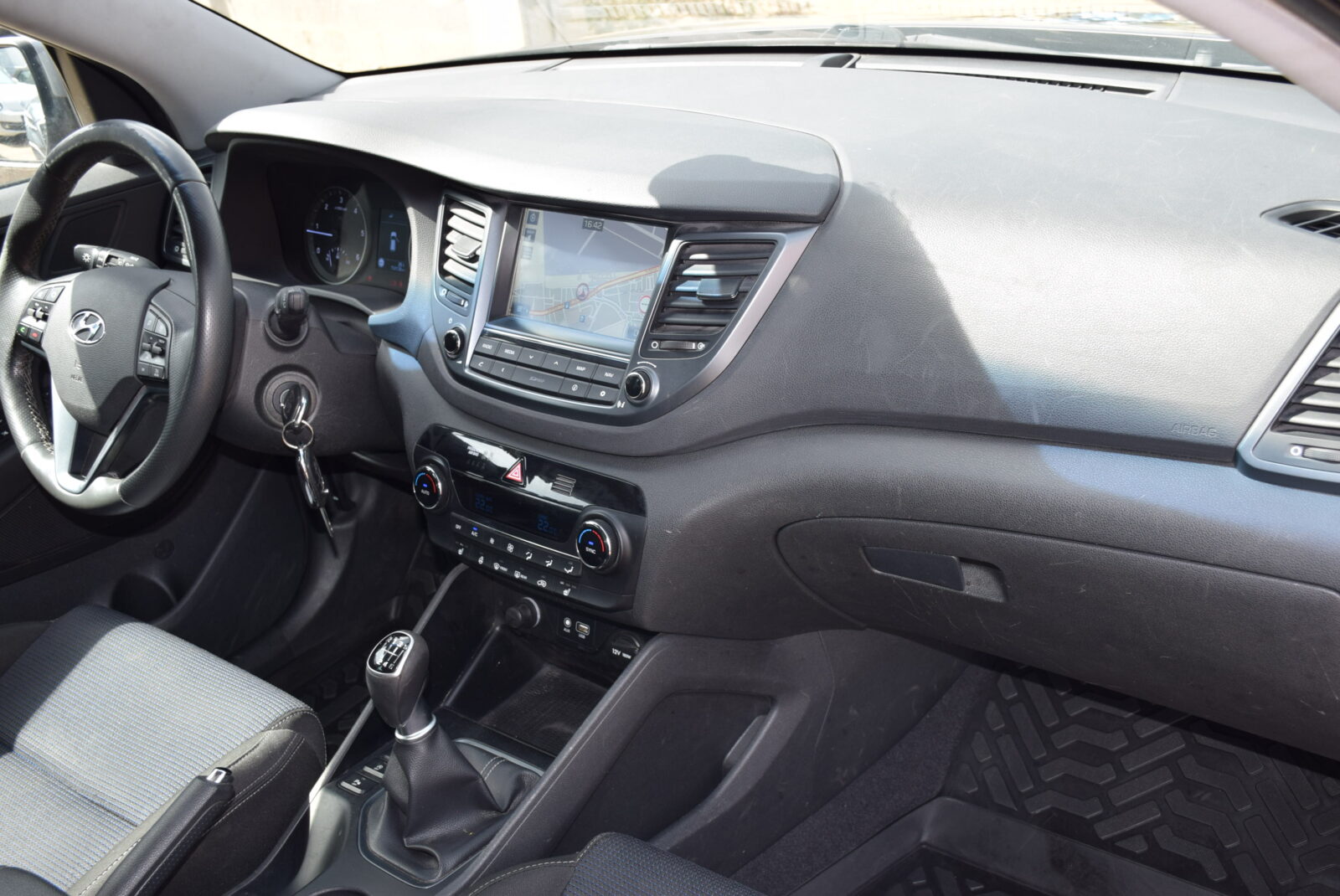 HYUNDAI Santa Fe TUCSON 1.7CRDi 115