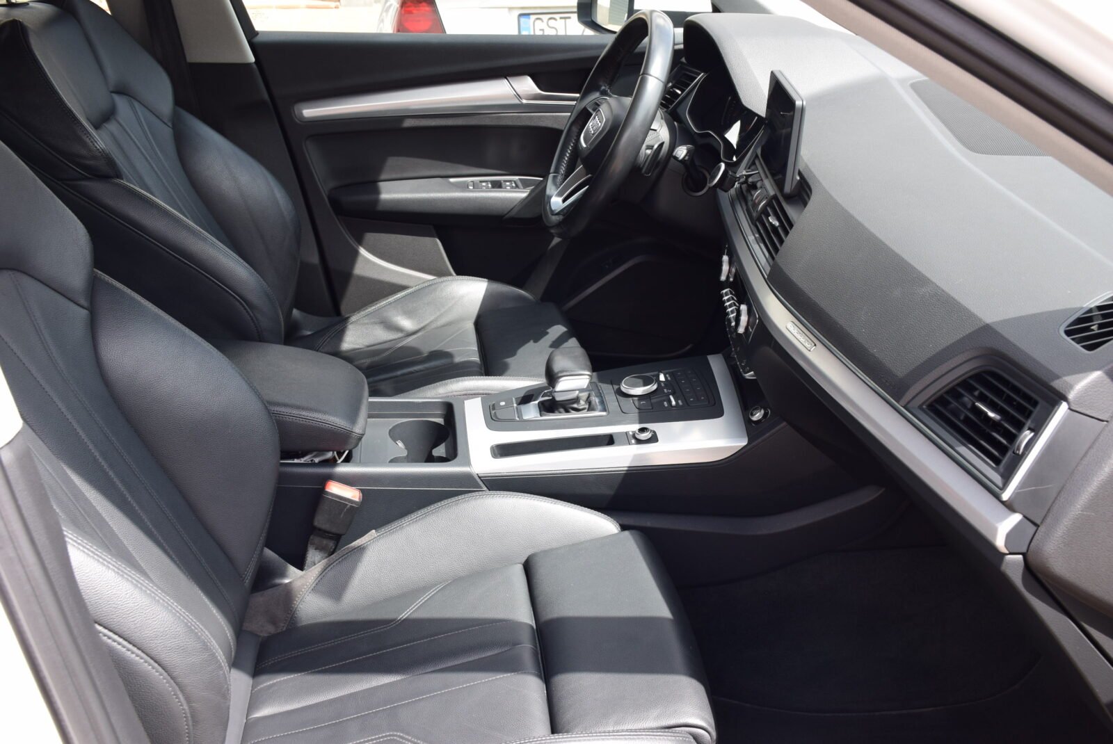 AUDI Q5 2.0TDI Quatto S Tronic