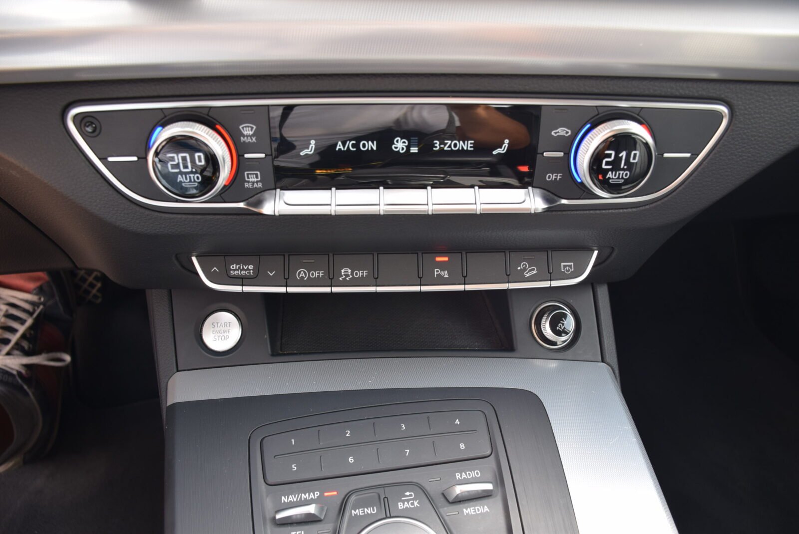 AUDI Q5 2.0TDI Quatto S Tronic