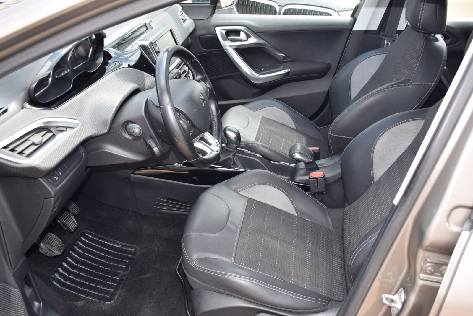 PEUGEOT Allure 1.6Hdi 100