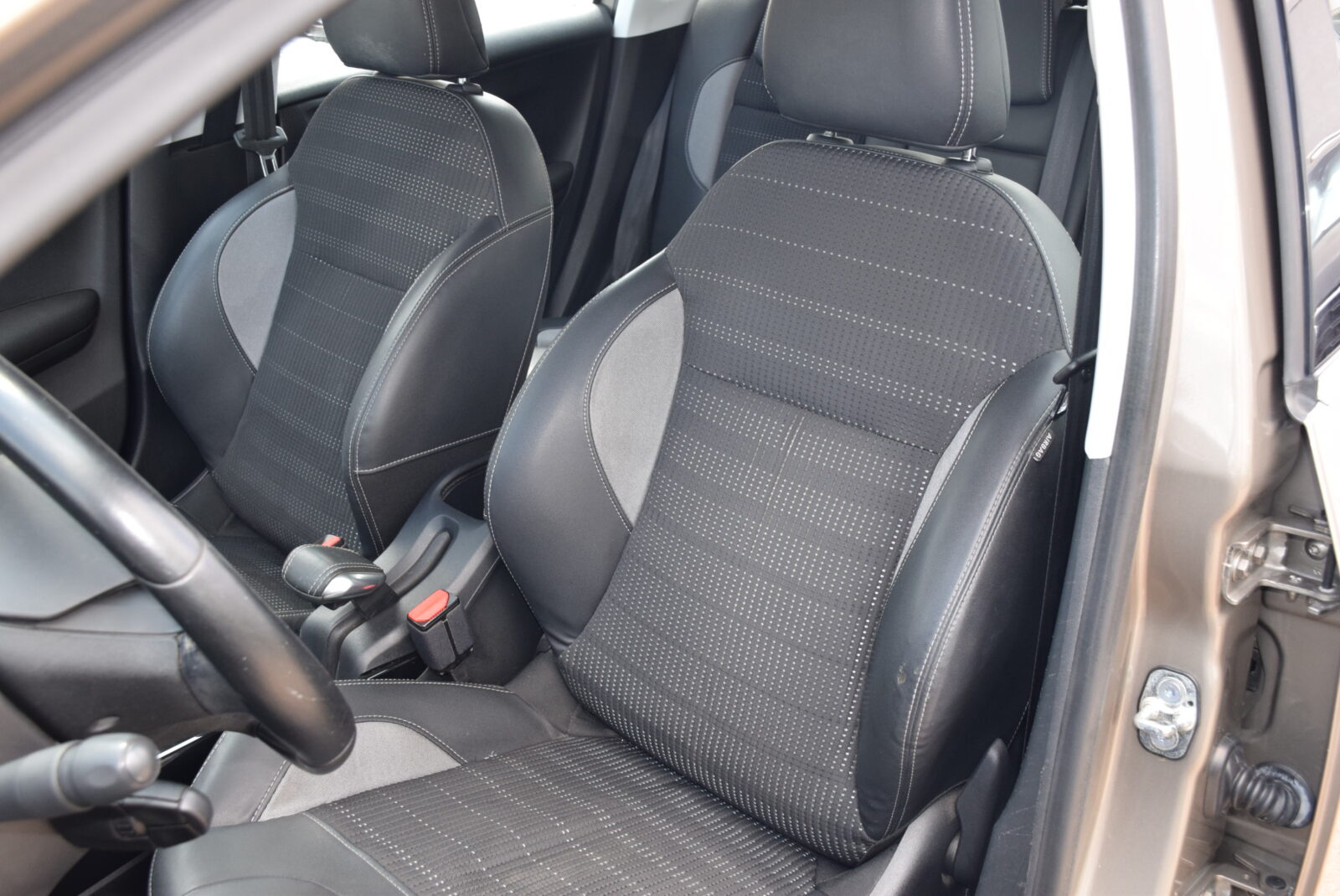 PEUGEOT Allure 1.6Hdi 100