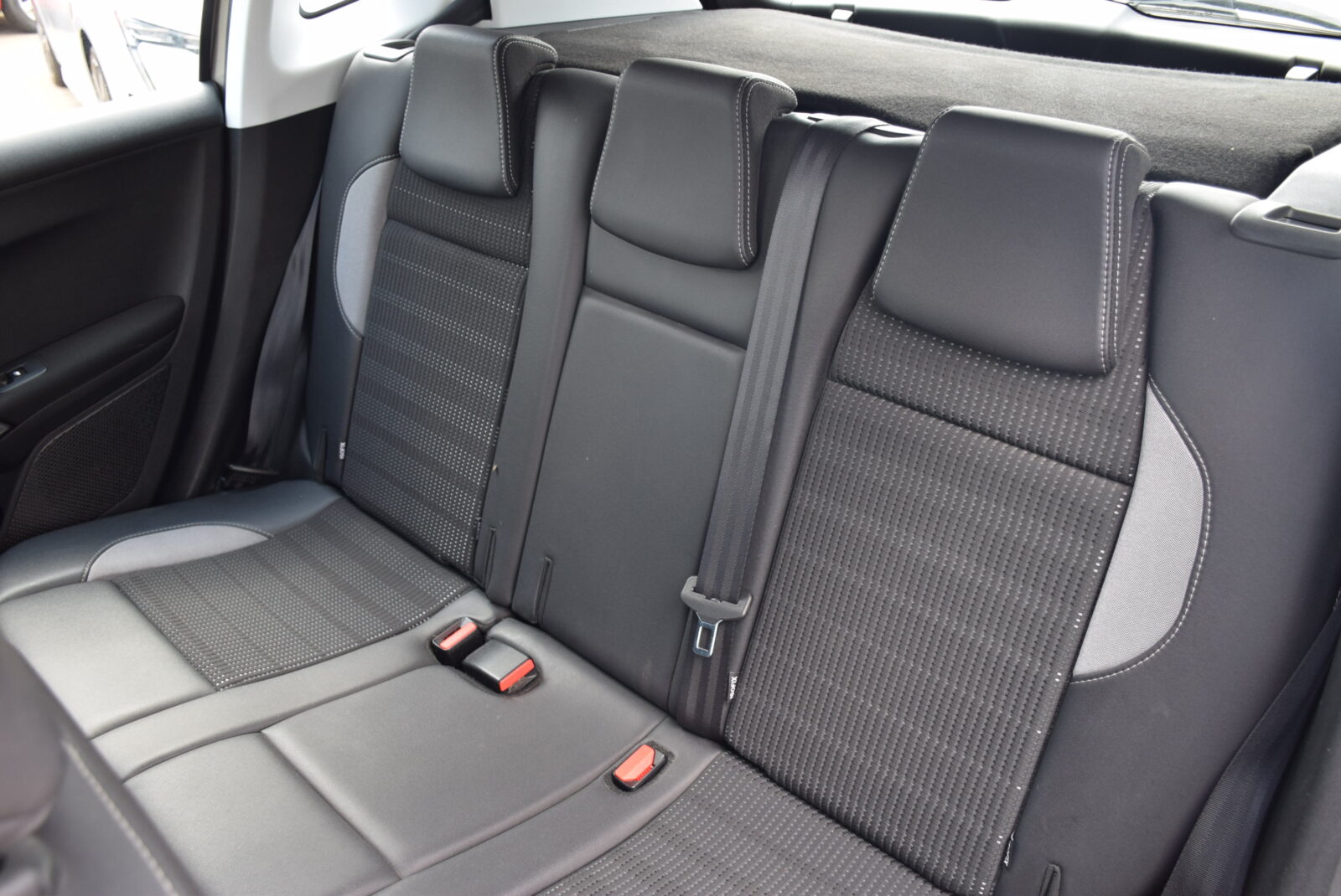 PEUGEOT Allure 1.6Hdi 100