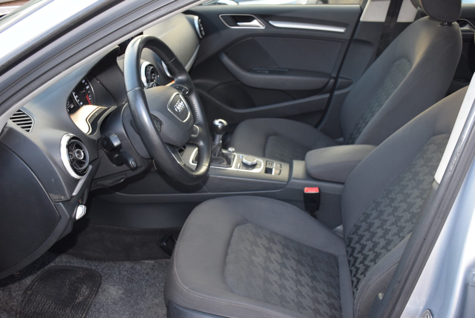 AUDI A3 1.6TDI 110Cv.