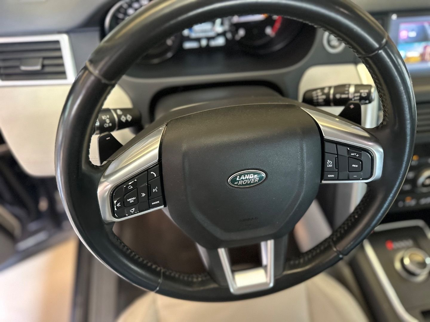 LAND-ROVER DISCOVERY SPORT 2.0L TD4 SE 150