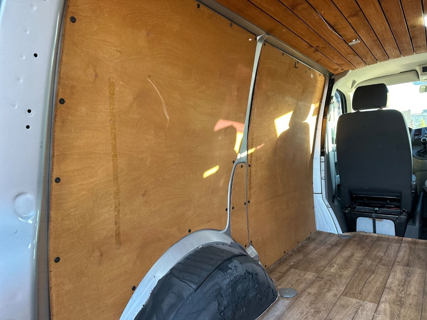 VOLKSWAGEN Transporter Furgon Corto 2.0TDi