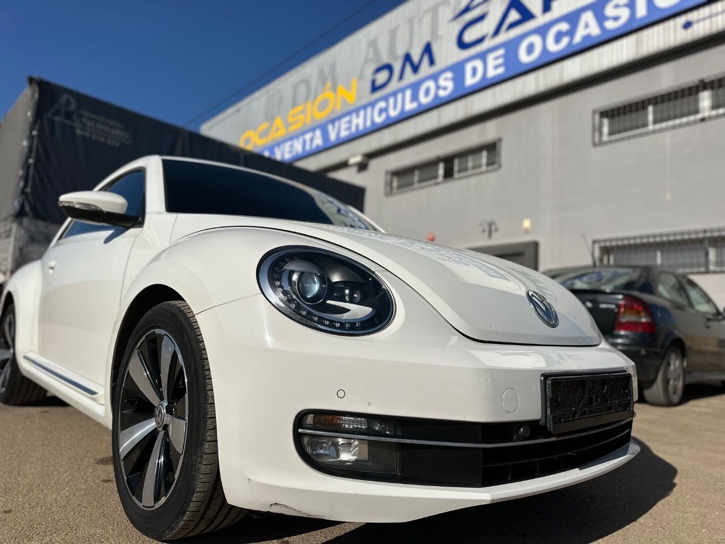 VOLKSWAGEN Beetle 1.2 TSI Design