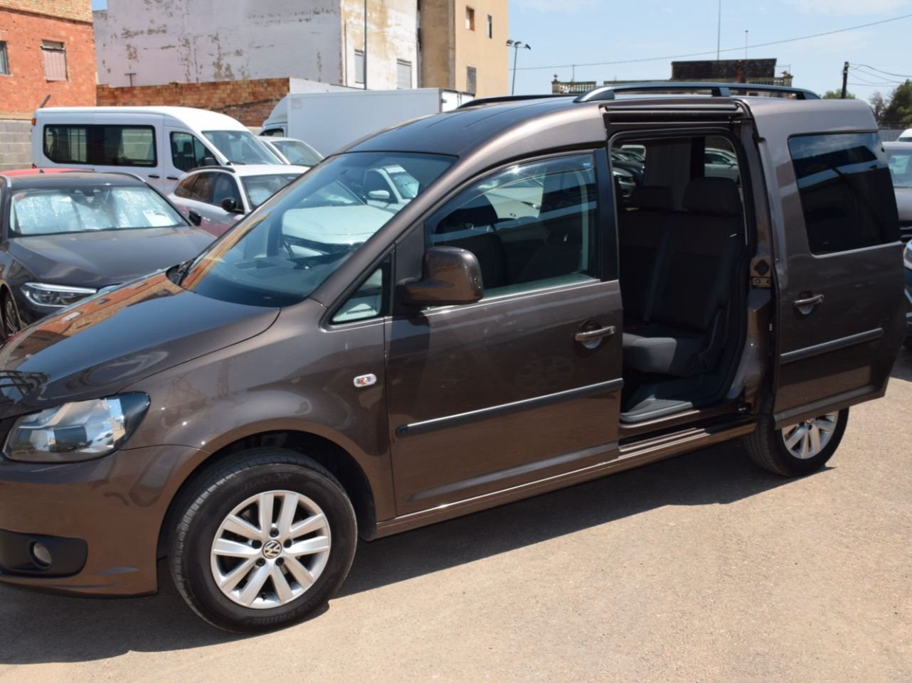 VOLKSWAGEN Caddy Kombi 1.6Tdi DSG