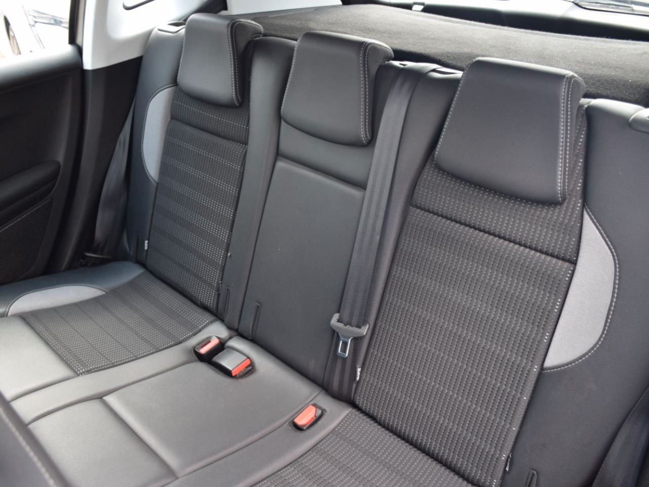 PEUGEOT 2008 Allure 1.6Hdi 100