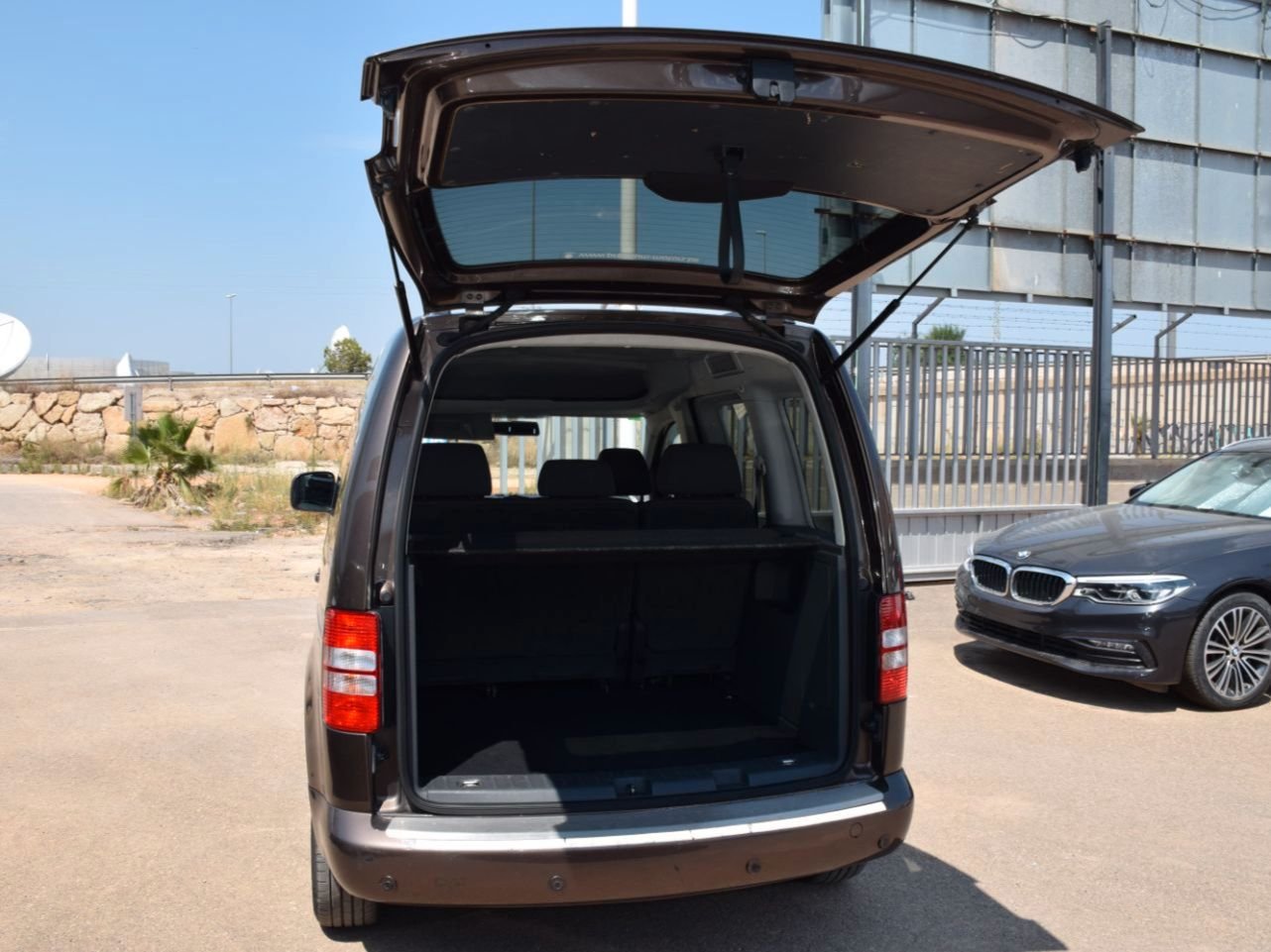 VOLKSWAGEN Caddy Kombi 1.6Tdi DSG
