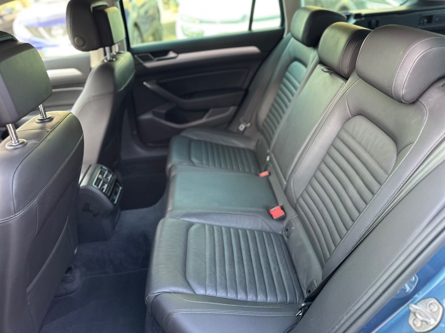 VOLKSWAGEN Passat 2.0TDi Variant Executive DSG