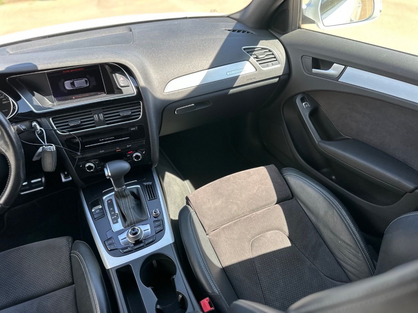 AUDI A4 Avant 2.0TDI Quatto S Tronic