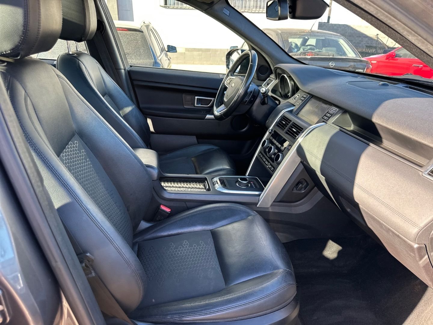 LAND-ROVER DISCOVERY SPORT 2.0L TD4 SE 150
