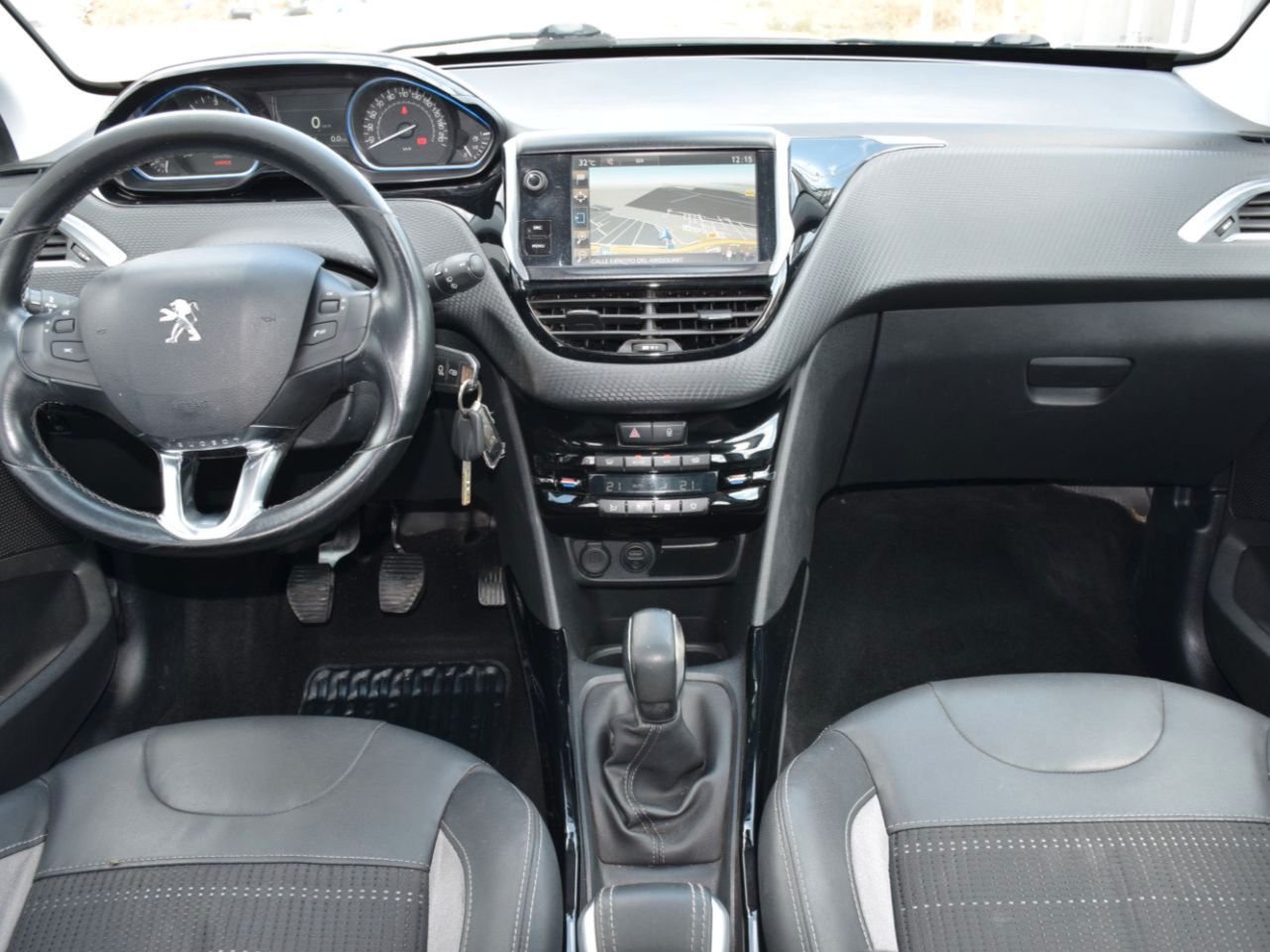PEUGEOT 2008 Allure 1.6Hdi 100