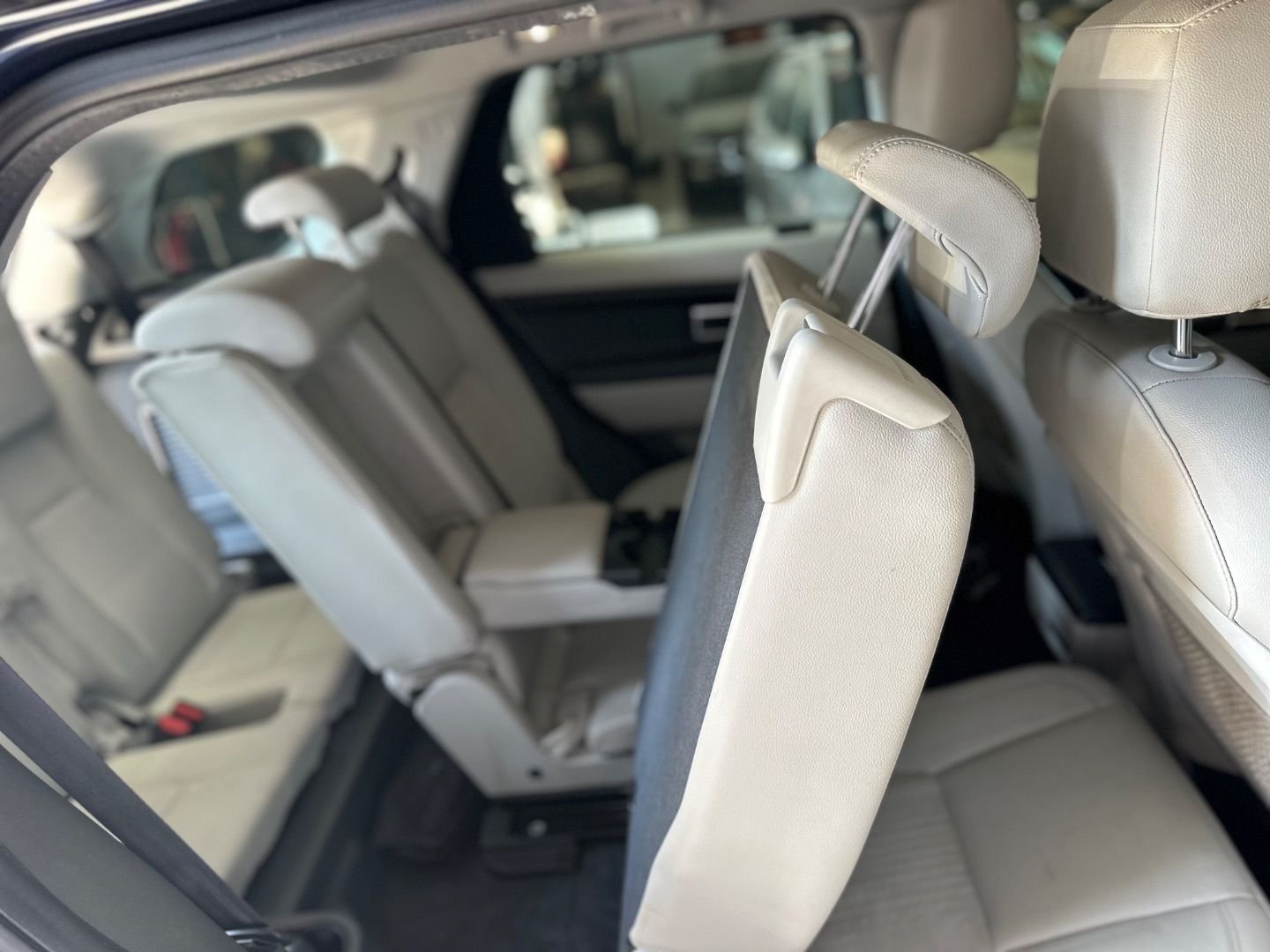 LAND-ROVER DISCOVERY SPORT 2.0L TD4 SE 150