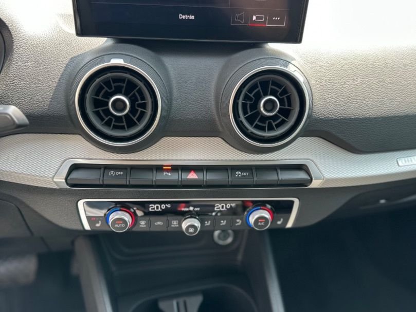 AUDI Q2 35TFSI Advanced STronic