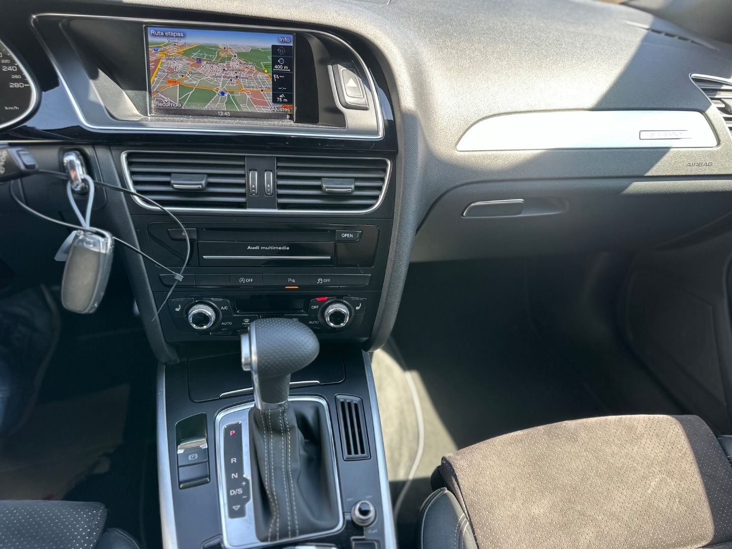 AUDI A4 Avant 2.0TDI Quatto S Tronic