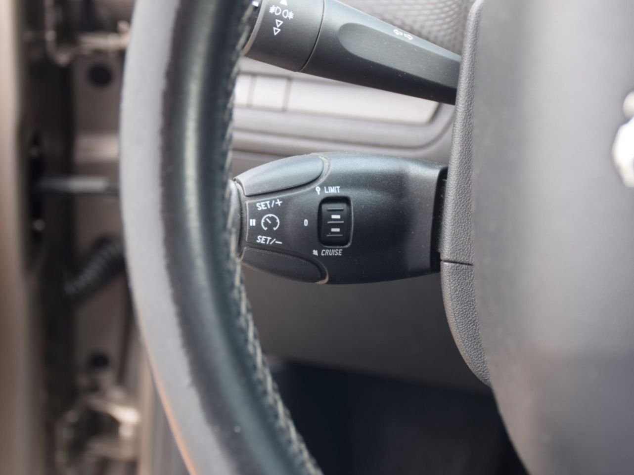 PEUGEOT 2008 Allure 1.6Hdi 100