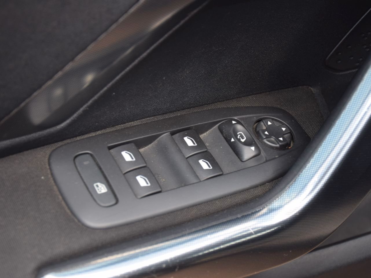 PEUGEOT 2008 Allure 1.6Hdi 100