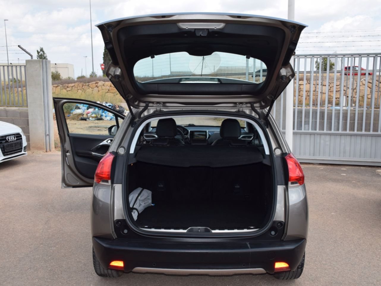 PEUGEOT 2008 Allure 1.6Hdi 100